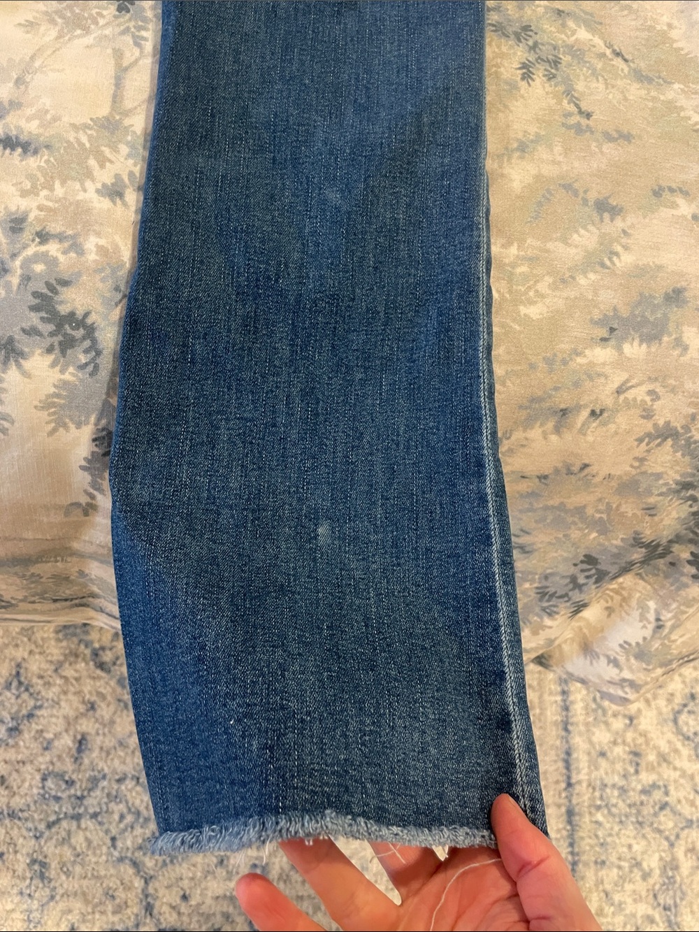 MOTHER The Hustler Ankle Fray Jeans - Picture 6 of 7